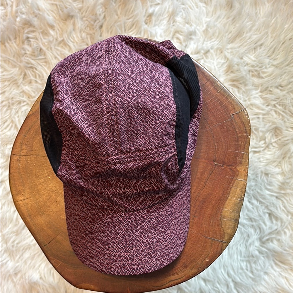 Woman’s Lululemon Hat